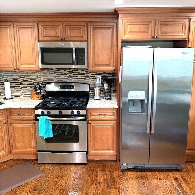 Foto del edificio - 521 W Park Ave