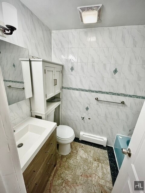 Building Photo - 164-48 84 Avenue - Unit 2