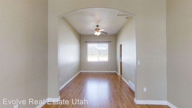 Building Photo - 6 br, 3.5 bath House - 2511 Goodnight Drive