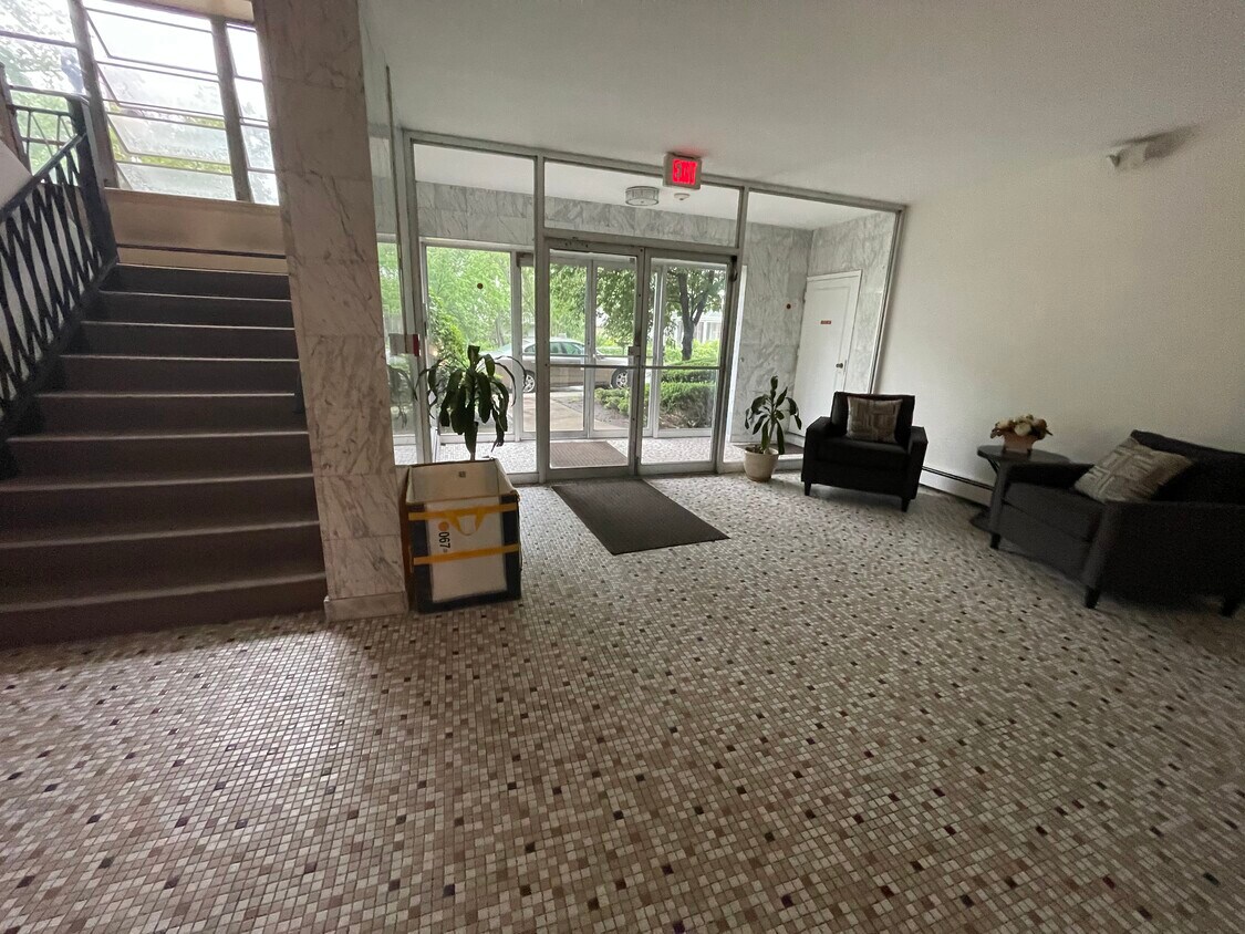 147 Main St, Ridgefield Park, NJ 07660 Apartments in Ridgefield Park