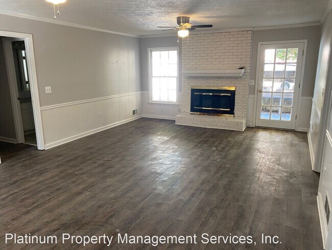 Foto del edificio - 3 br, 2 bath House - 252 Harmony Grove Rd