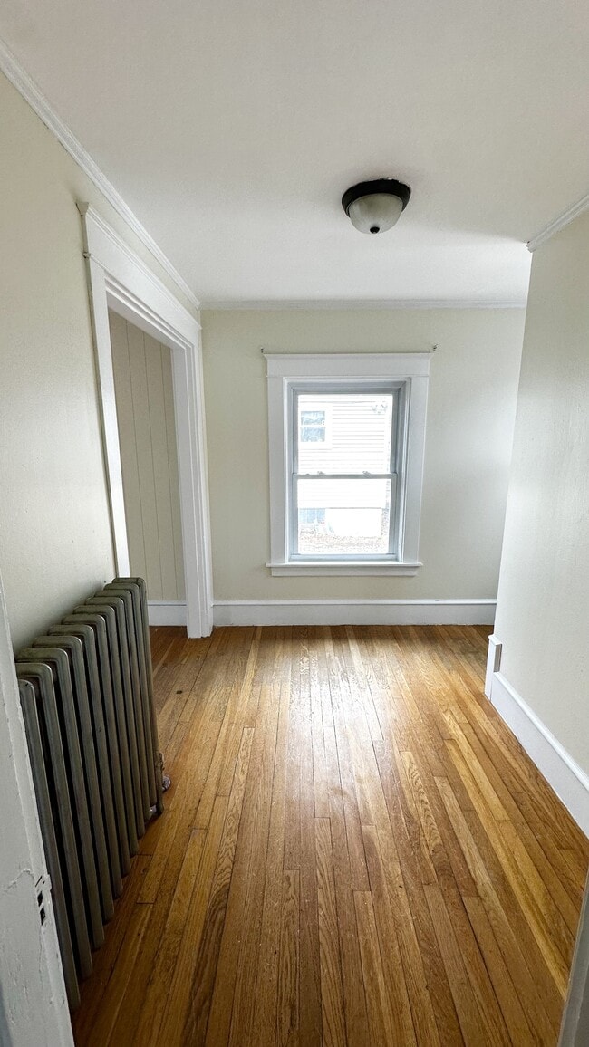 Building Photo - 24 Stone St