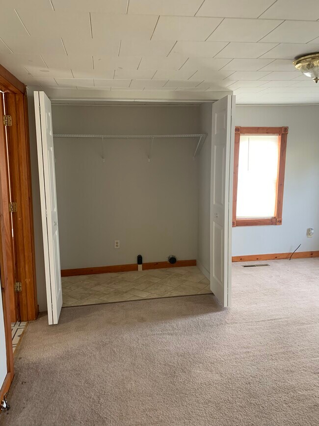 268 Monroe St, Monroeville, OH 44847 House for Rent in Monroeville