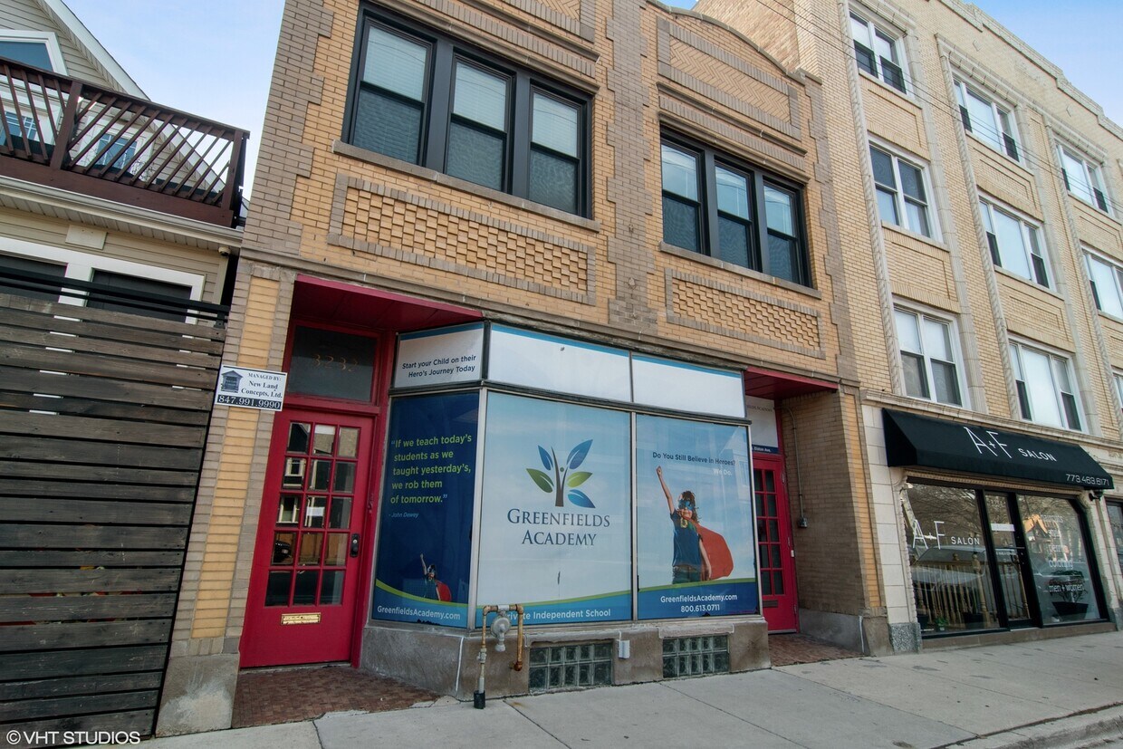 Primary Photo - 3232 N Elston Ave