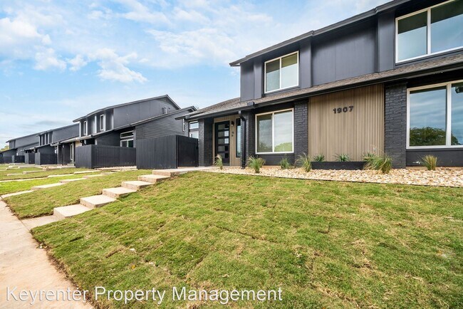 Foto del edificio - 2 br, 2 bath House - 1907 Albury Cv Unit A