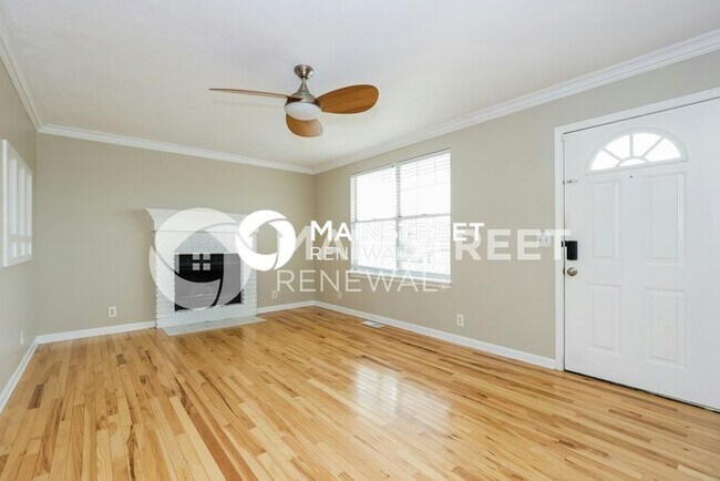 Foto del edificio - 3 Bedroom Pet-Friendly Home in Nashville, TN with Main Street Renewal