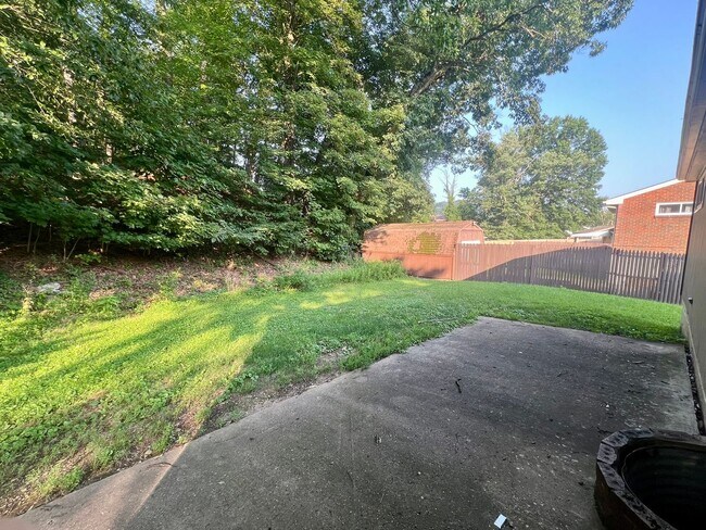 Foto del edificio - Incredible 3 Bedroom House in Quaint Plum Neighborhood! CALL TODAY!