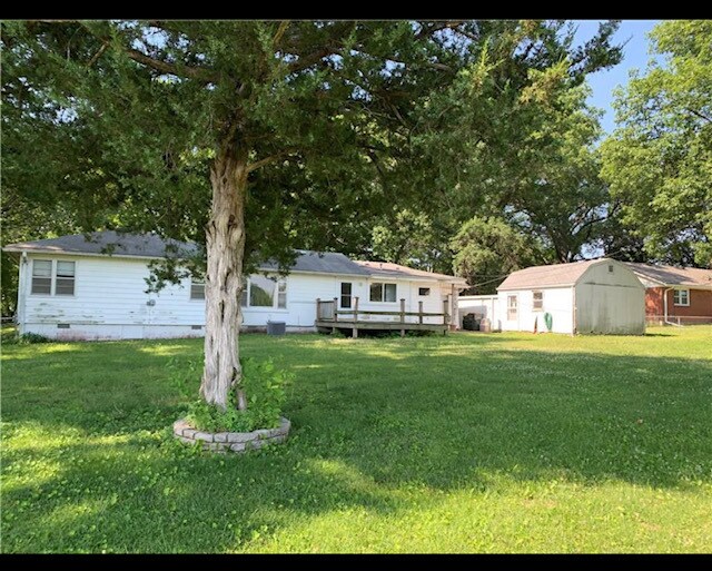 Building Photo - 125 Woodland Rd