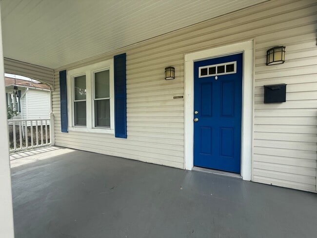 Building Photo - Stunning & Updated 4BR/2BA Home – Certified Lead-Free!