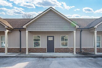 Building Photo - 72 Rawlings Ln