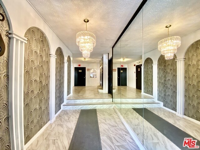 Building Photo - 2065 Rodney Dr