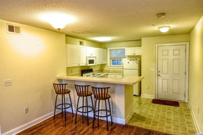 Foto del edificio - 6016 Dick Pond Rd