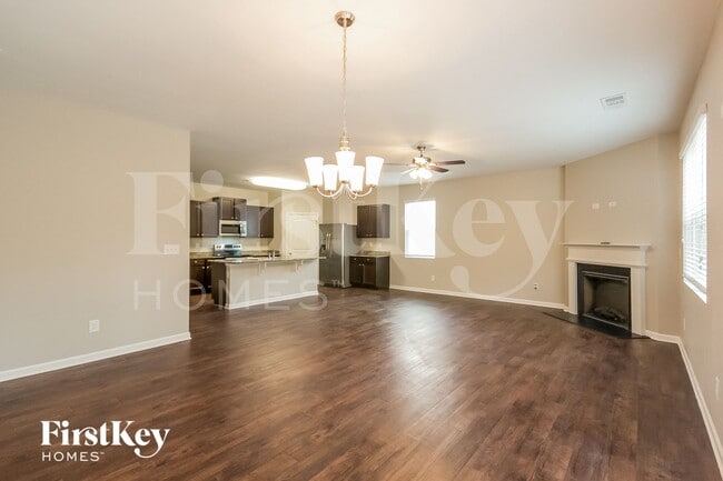 Building Photo - 203 Hayes Park Dr