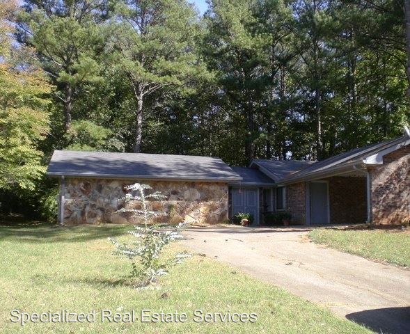 Primary Photo - 495 Wavetree Dr
