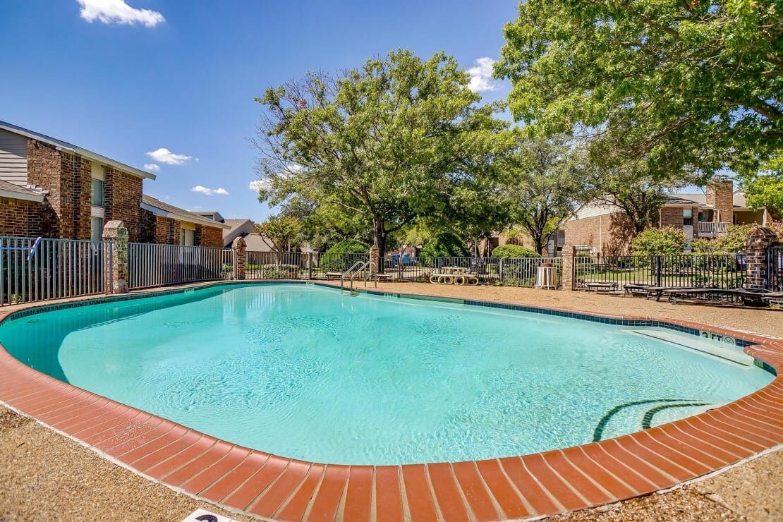 Foto principal - 1000 River Bend Dr