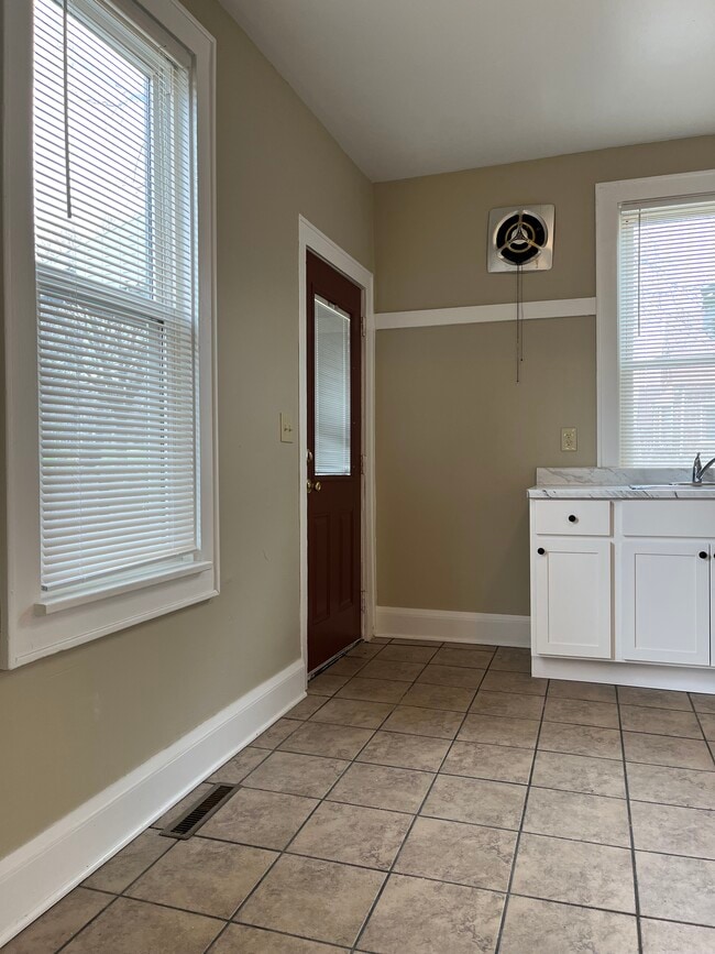 Foto del edificio - 3100 S Griffin Ave