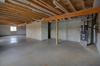 Building Photo - 3747 Bear Creek Ave