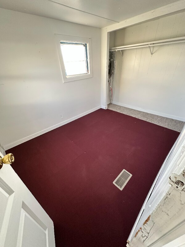 Building Photo - 2825 SE 14th St