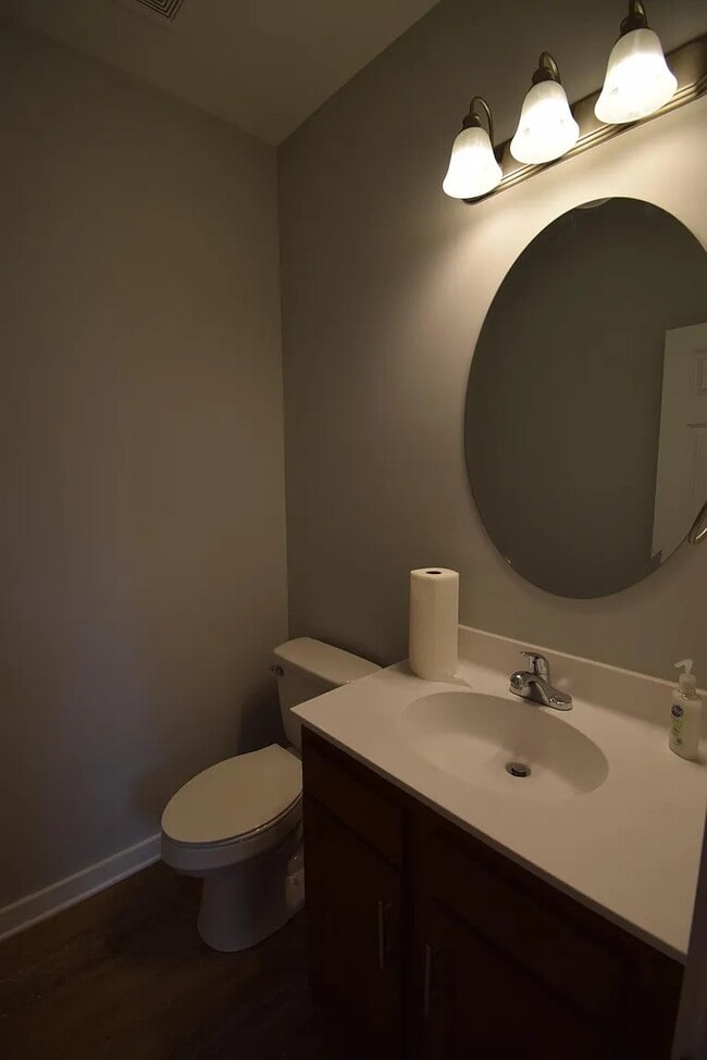 Building Photo - 1907 Grayson St