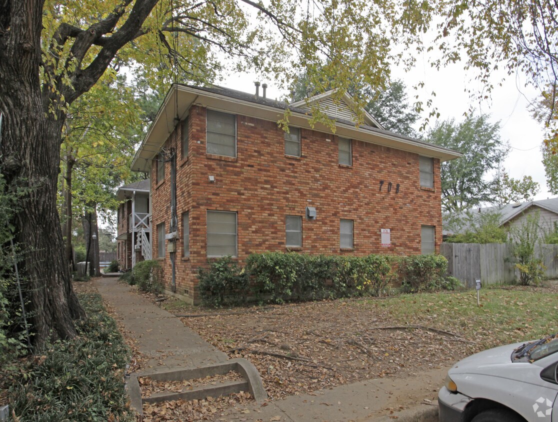 708 Main St, Arlington, TX 76013 708 Main St Arlington, TX