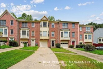 Building Photo - 607 Twin Brook Ln