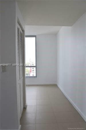 Foto del edificio - 333 NE 24th St