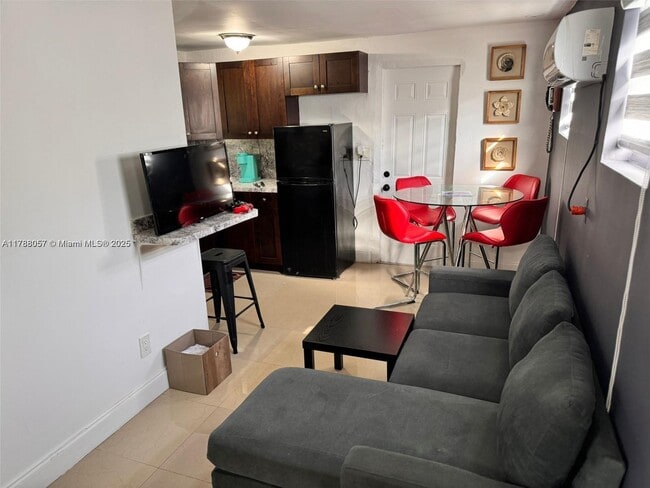Foto del edificio - 802 NW 3rd Terrace