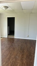 Building Photo - 150 Pinecrest St