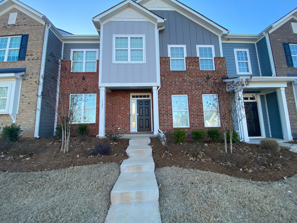 Foto principal - Room in Townhome on Johns Walk Way