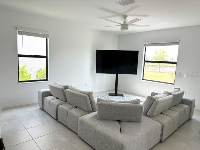 Foto del edificio - 9077 Tequila Sunrise Dr