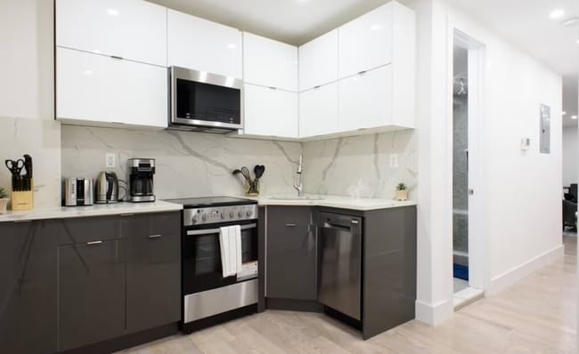 Building Photo - 37 Lispenard St