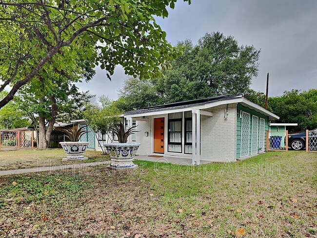 Building Photo - 5212 Berkman Dr