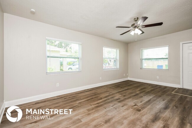 Foto del edificio - 314 Sears Ave NE