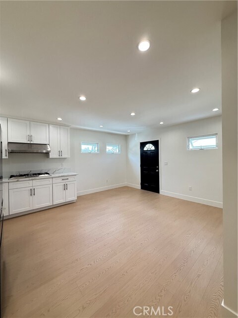 Foto del edificio - 7758 Fair Ave