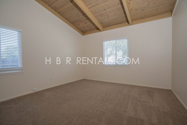 Building Photo - Charming 2-Bedroom Home in Tracy – Comfortable Living with an Ideal Location!