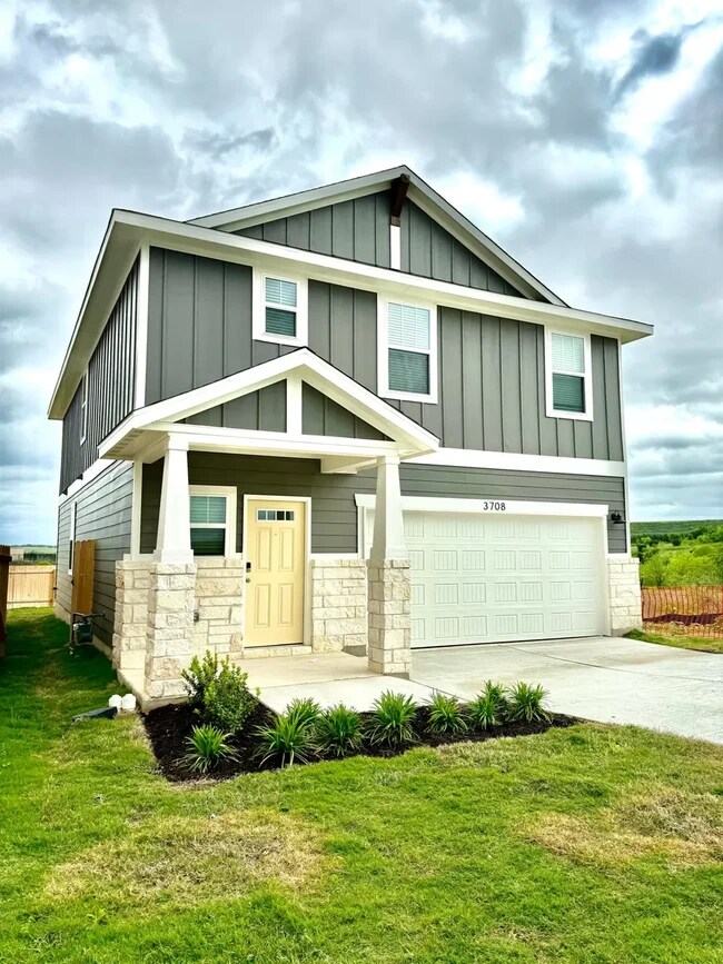 Foto del edificio - 3708 Sweet Watermelon Ln