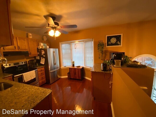 Foto del edificio - 2 br, 2.5 bath House - 2588 Hawthorne Drive
