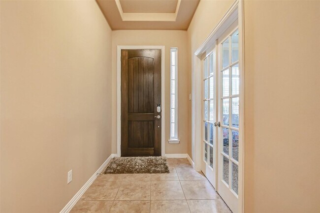 Foto del edificio - 623 Orlandis Ln