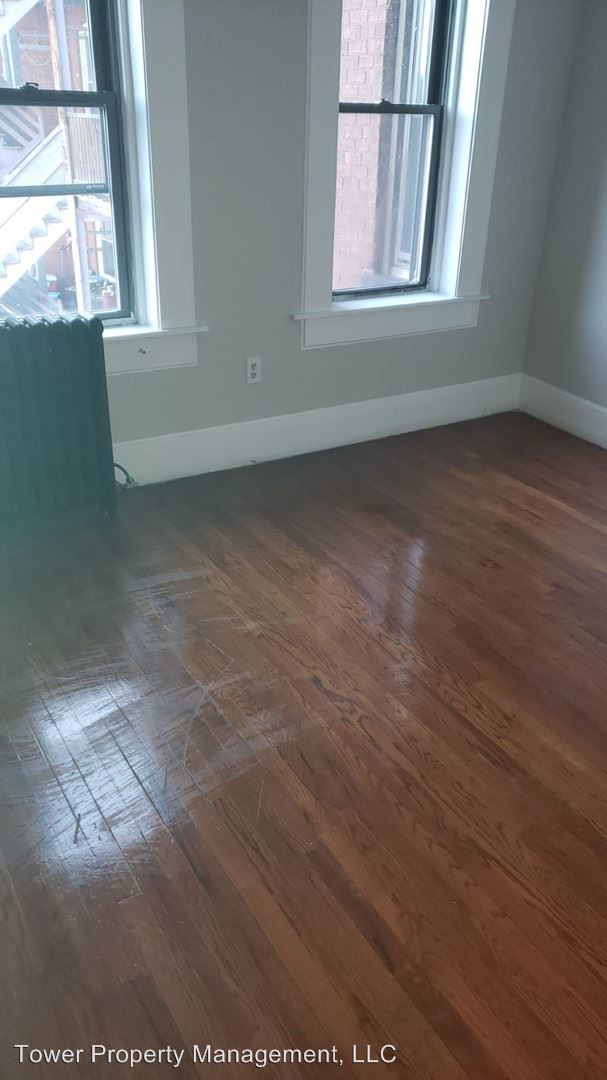 Foto del edificio - 456 Maple St