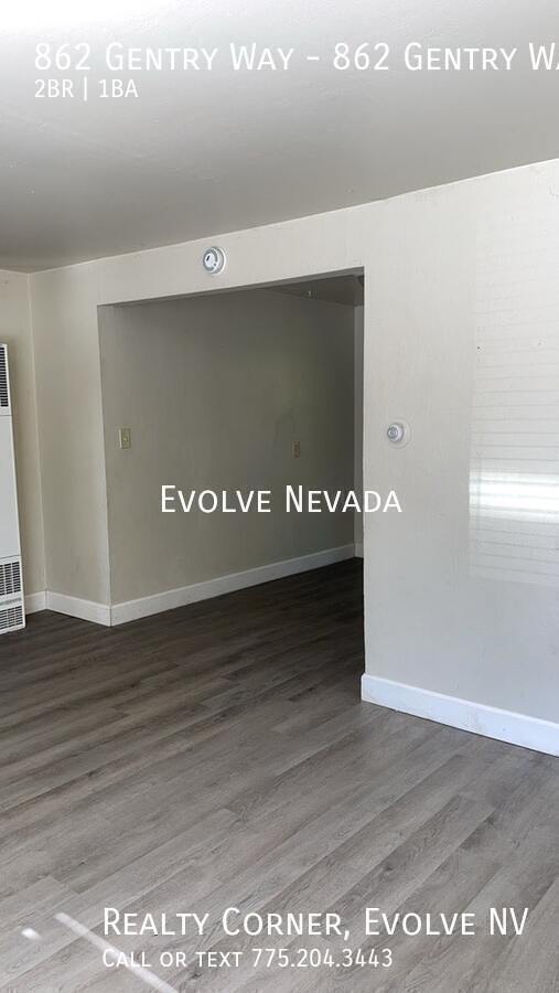 Foto del edificio - 862 Gentry Wy