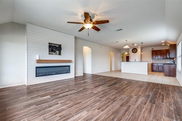 Foto del edificio - 2784 Cresent Lake Dr