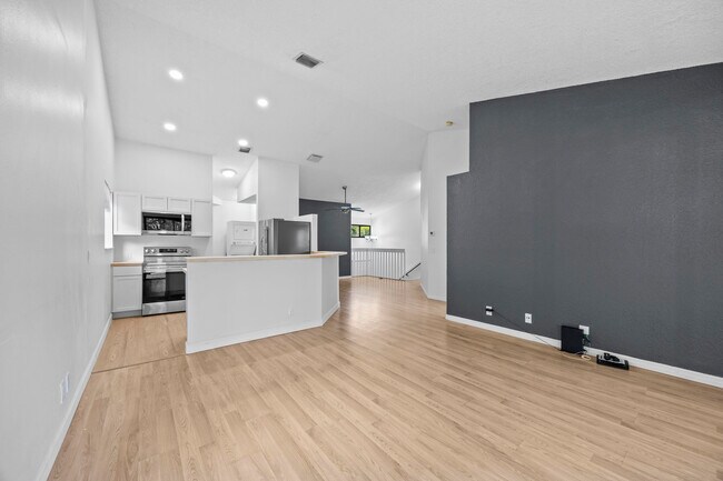 Foto del edificio - 15 Vía De Casas Sur