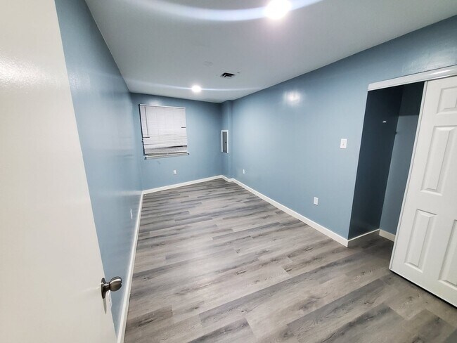 Foto del edificio - 7915 Bustleton Ave