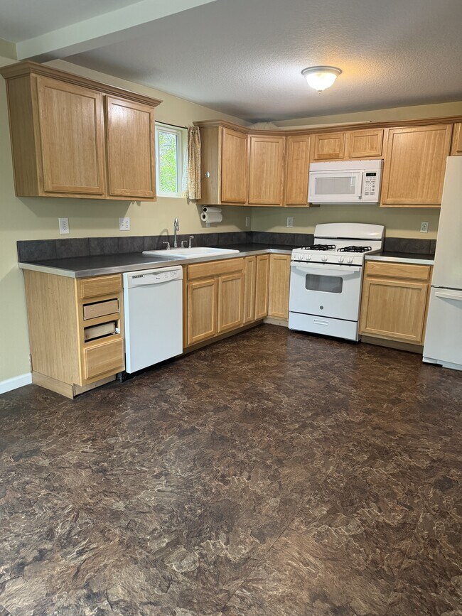 Foto del edificio - 6102 SW 85th Ave