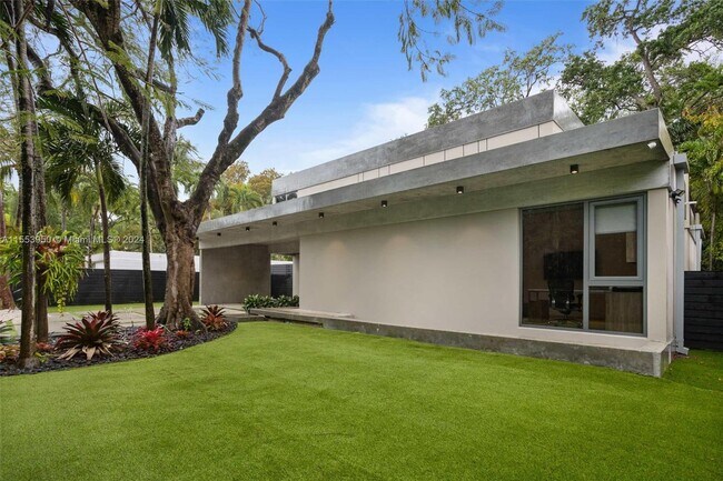 Foto del edificio - 2780 SW 22nd Ave