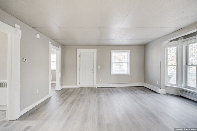 Building Photo - 416 High St