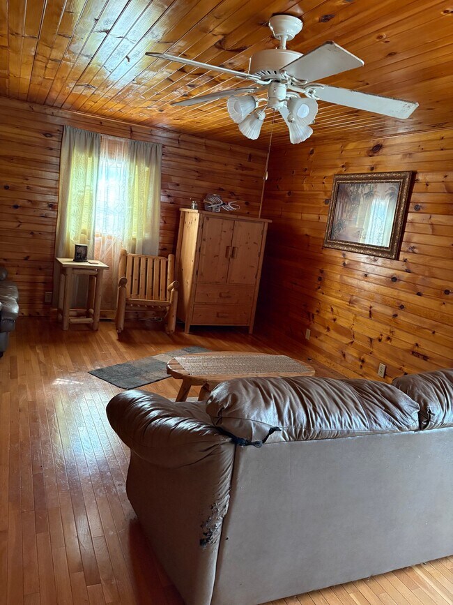 Foto del edificio - 2535 McCloud Way