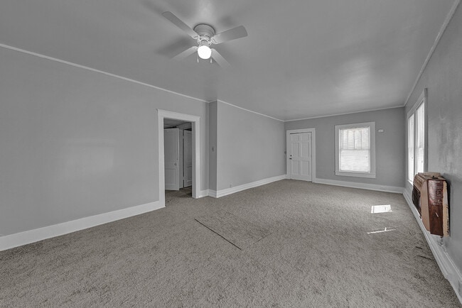 Building Photo - 129 W 22nd St