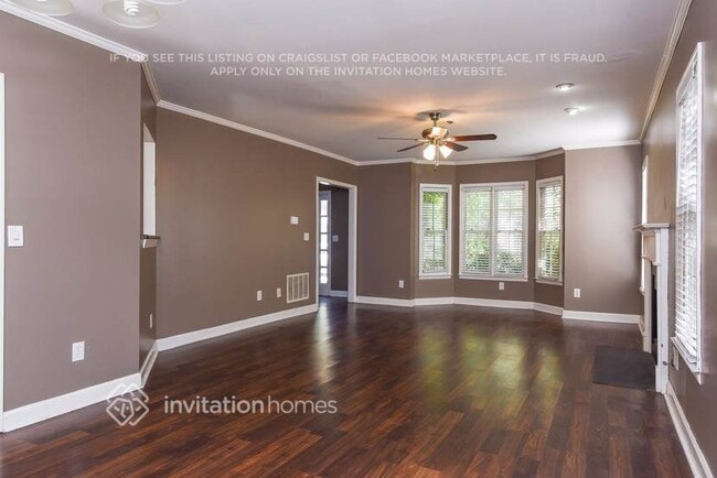 Foto del edificio - 1460 Gabriel Dr