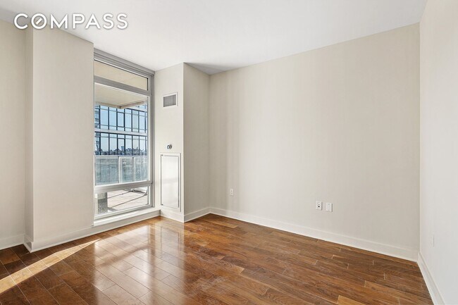 Foto del edificio - 2 N 5th St